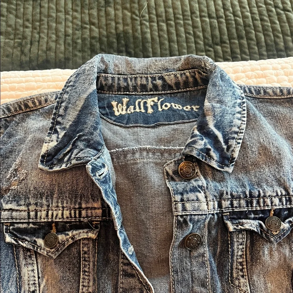 Wallflower Light Blue Women's Denim Jacket - Picture 3 of 6